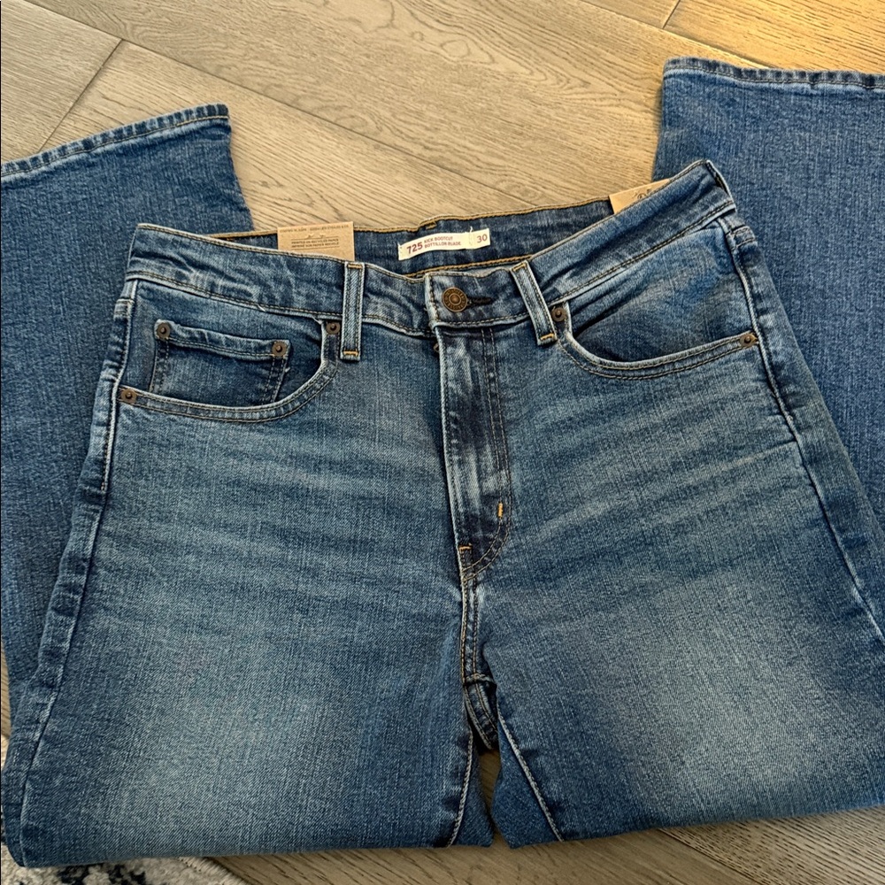 NWT LEVIS 725 kick bootcut Jeans - Picture 3 of 7